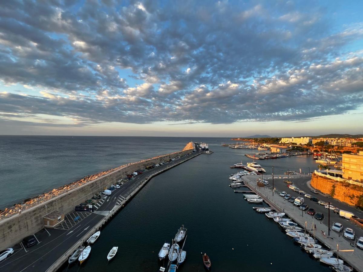 Charming Sea Front 3 Bedroom Apartment - Incredible Views! Л'Аметла де Мар Екстериор снимка